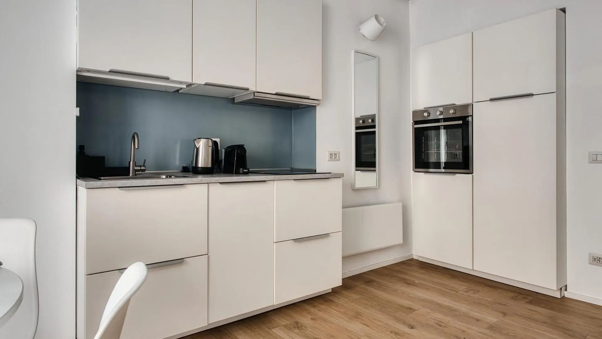 Just Urban Stays - Nice Apartment - Corso Genova Milano