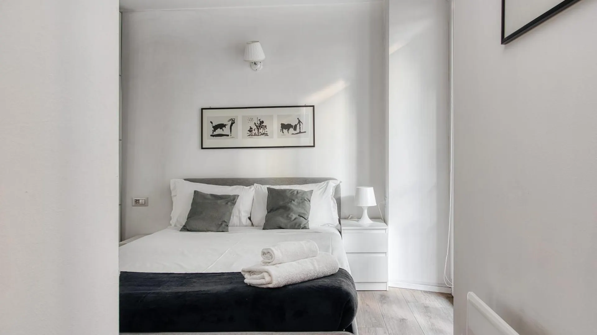 Just Urban Stays - Nice Apartment - Corso Genova Milano