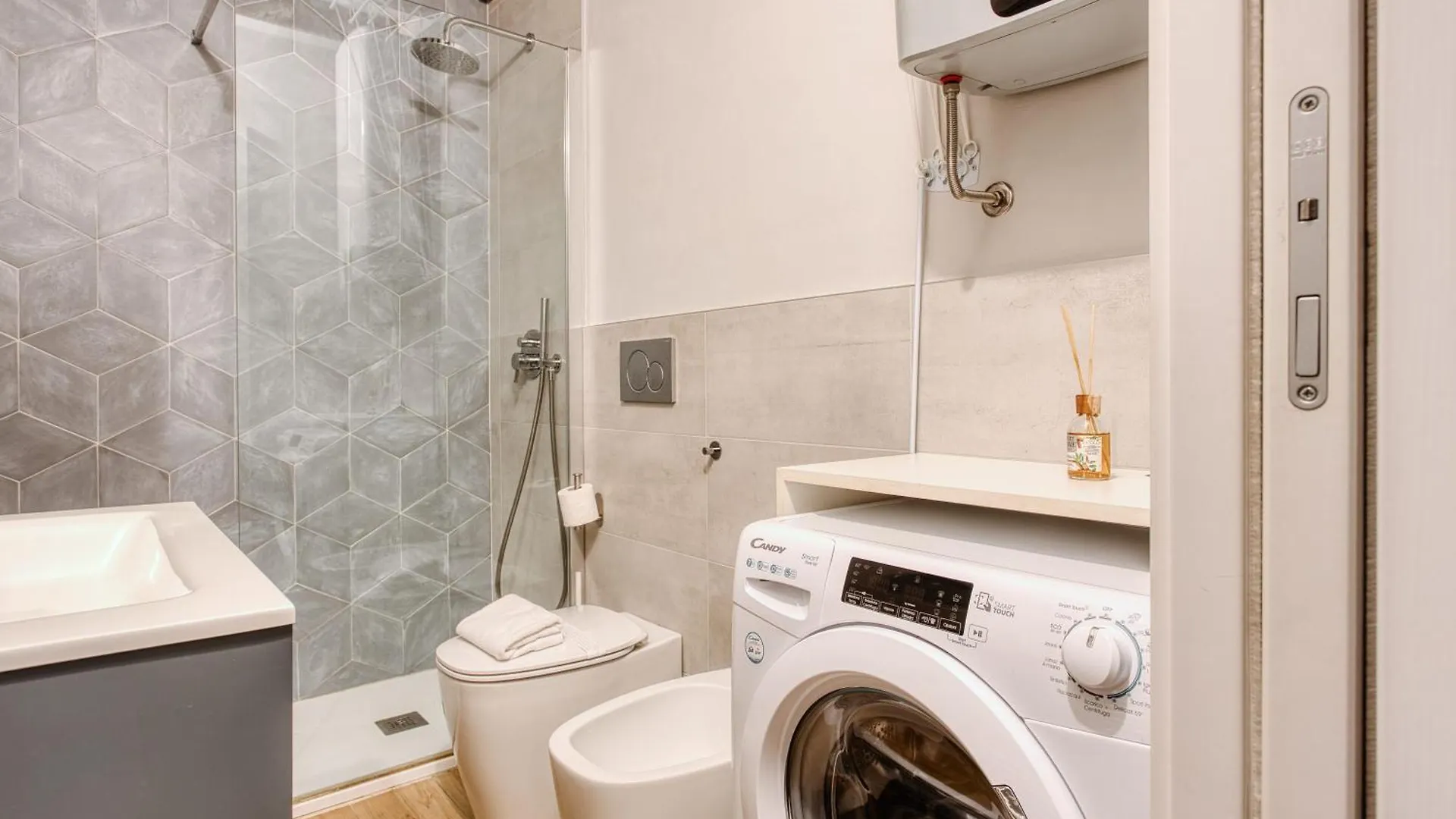 Just Urban Stays - Nice Apartment - Corso Genova Milano